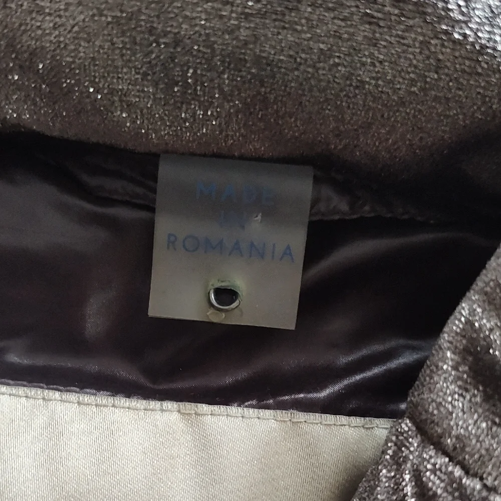 Herno Down/ Feather Fill, Ladies Shimmering Tan/Silver Puffer Jacket/ Size 40. - Picture 12 of 17